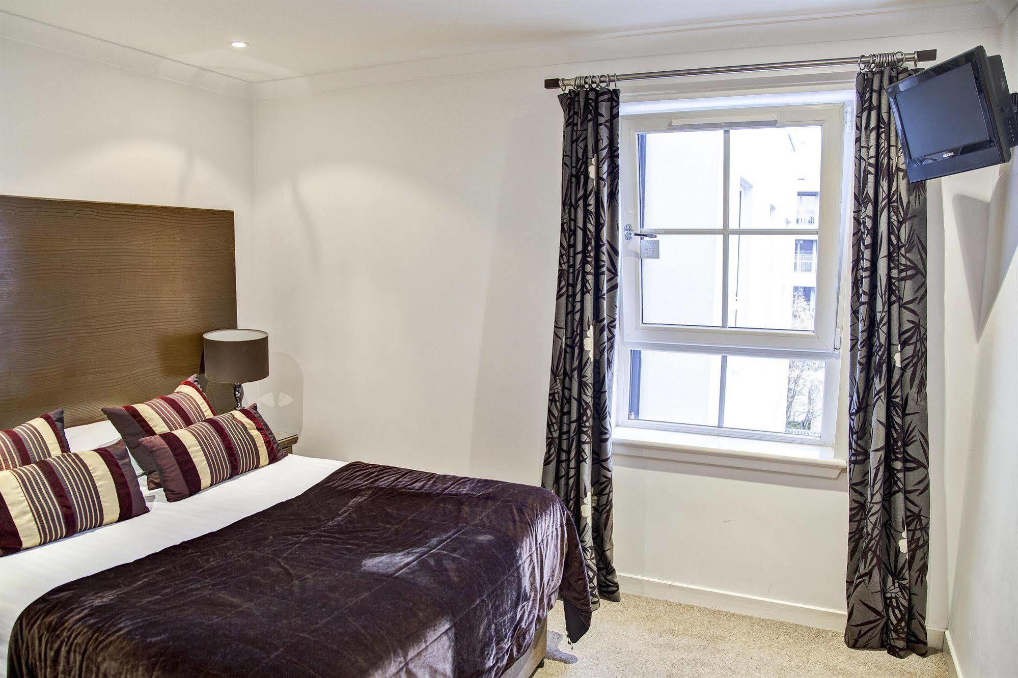 Fountain Court Apartments - Grove Executive Edinburg Exteriör bild